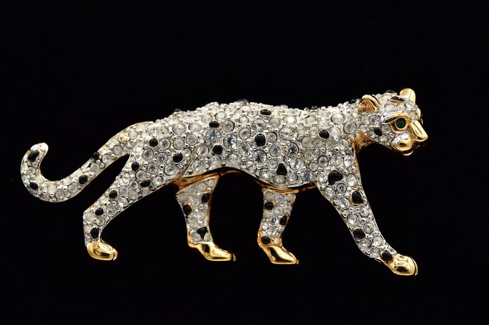 Swarovski Vintage Crystal Leopard Panther Brooch Pin Rhinestone Signed BinBG
